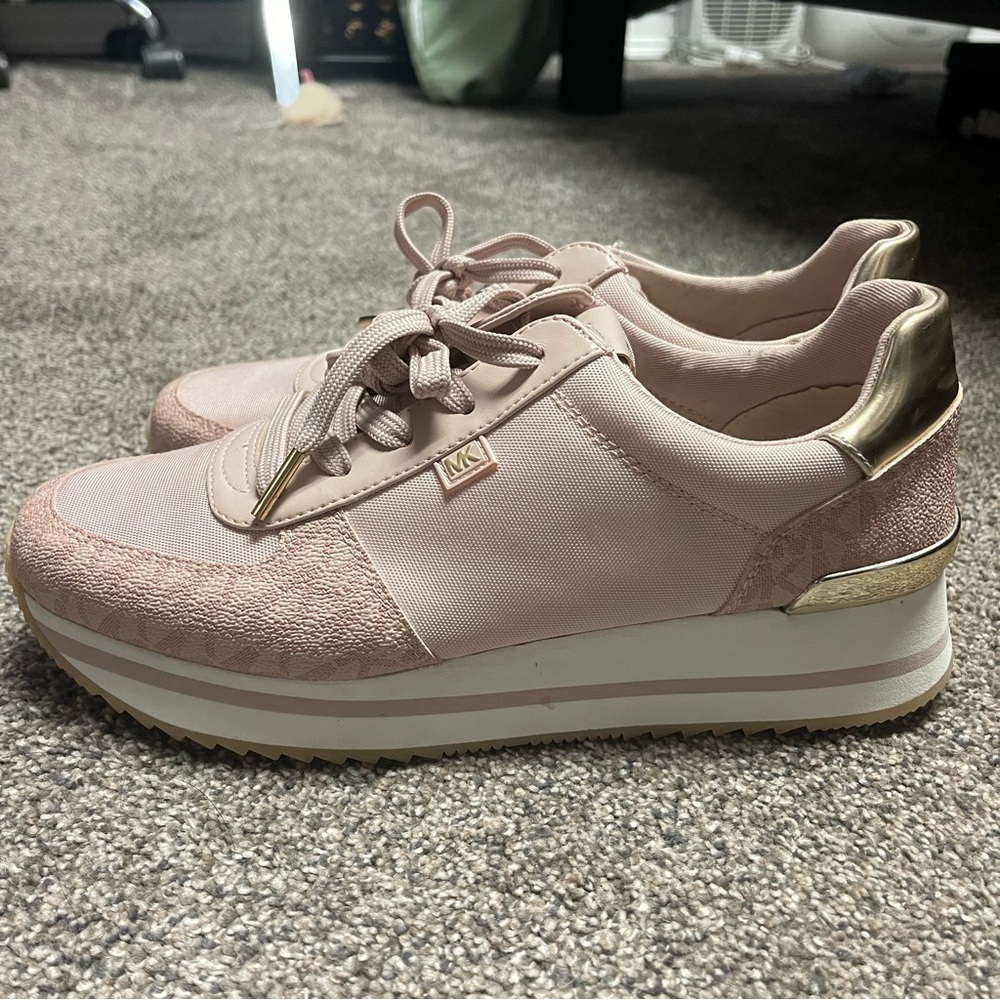 Michael Kors Sneakers